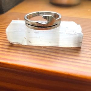 Unique sterling silver wave ring